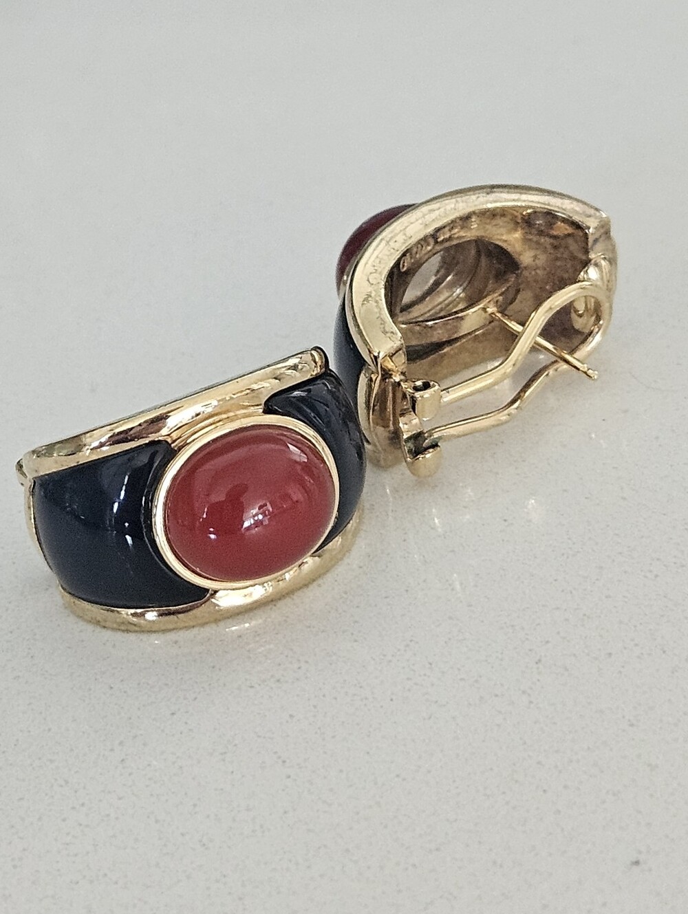 Vintage Designer Kylo Sterling Gold Black & Red Cabochon Omega Back Earrings